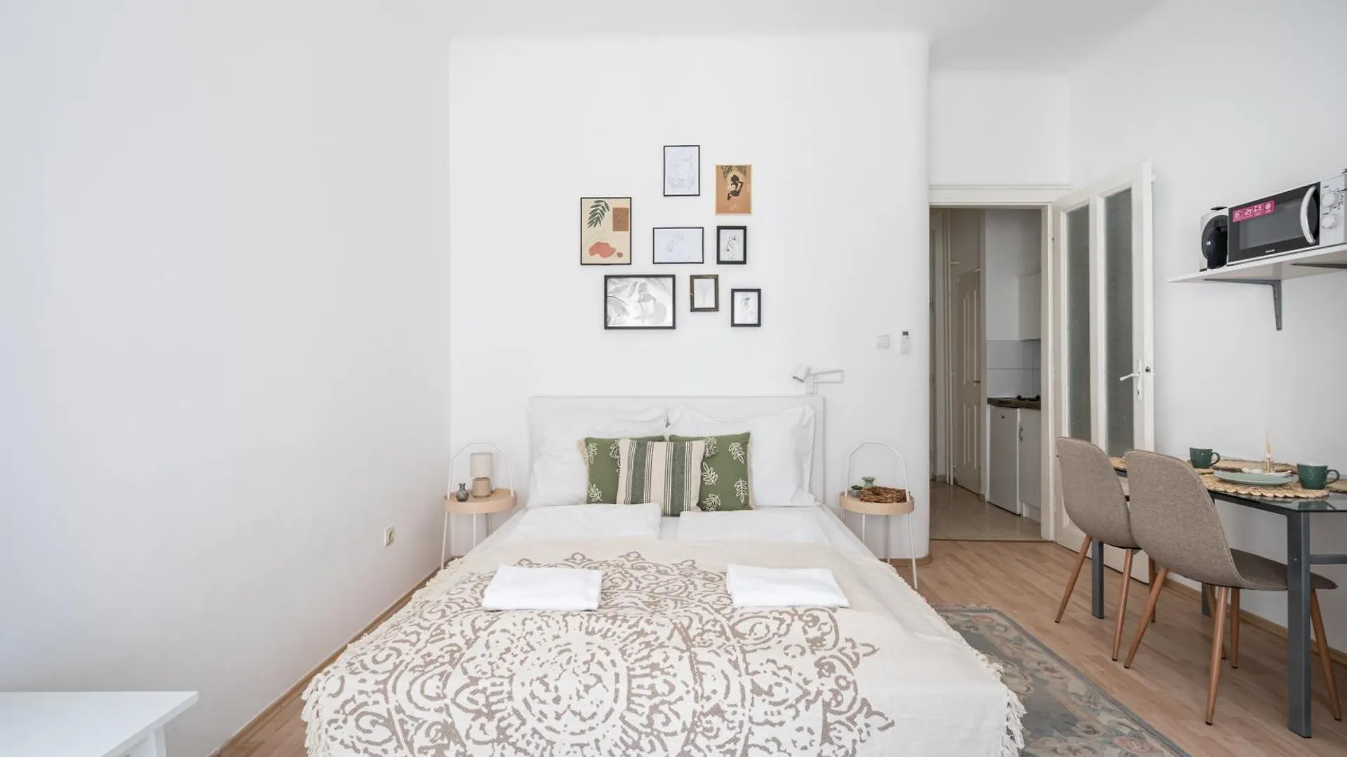 Gleaming Wise Studio Apartment Budapesta