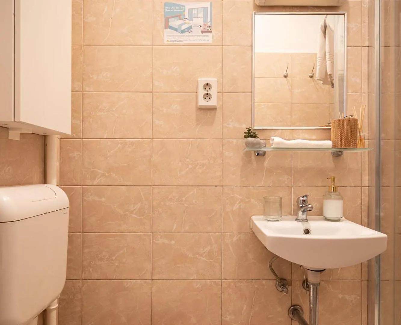 Gleaming Wise Studio Apartment Budapesta